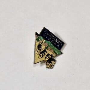 Vintage Fairbanks Alaska Pin. Green Mountains Dog Sledding Mushing